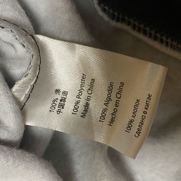 Innersloth Presents Among Us Unisex 3D All Over Print Pullover Hoodie Sz M - Picture 7 of 9